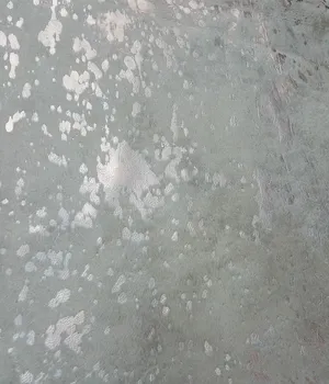 Ковер из натуральной кожи COW LIGHT GREY ACID SILVER SKIN, светло-серая с вкраплениями серебра -